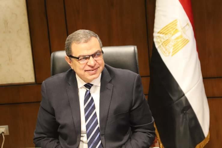 القوى العاملة تعين 552 شابًا واستخراج 2573 شهادة قياس مستوى المهارة بالأقصر