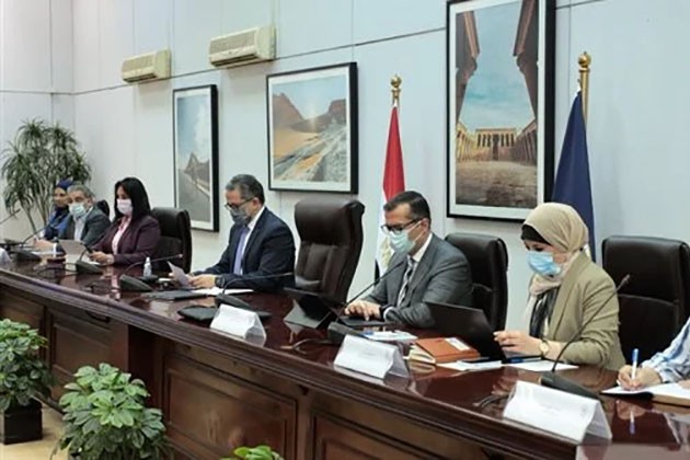 وزراء السياحة والتنمية المحلية والبيئة يناقشون الاستعدادات لاستضافة مؤتمر تغير المناخ