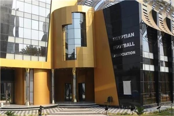 ميدو: اتجاه في اتحاد الكرة ورابطة الأندية بعدم إسناد أي مباراة لحكام أجانب
