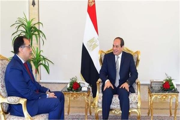 رئيس الوزراء يهنئ الرئيس السيسي بمناسبة عيد الفطر المبارك