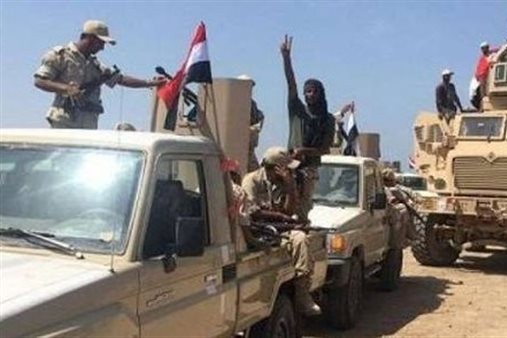 مقتل جندى وإصابة آخر فى قصف مدفعى للحوثيين بالجوف
