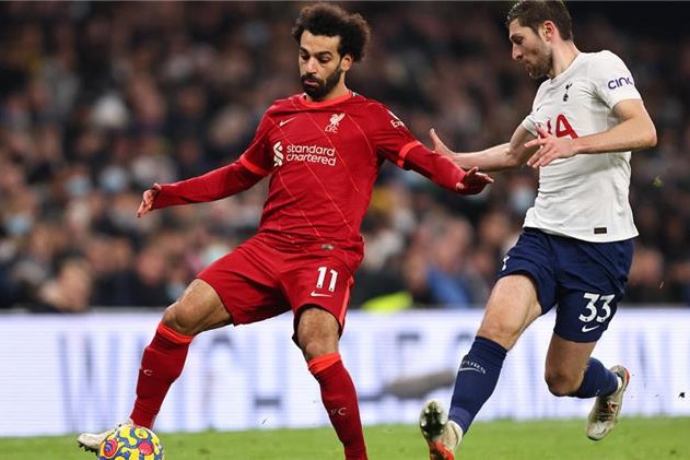 ليفربول يواجه توتنهام في بطولة الدوري الإنجليزي