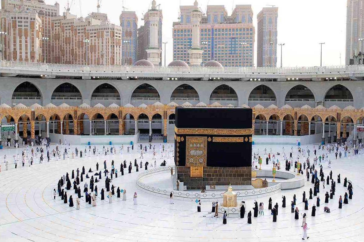 ضغط الموسم وسقف التأشيرات عقاب للشركات..