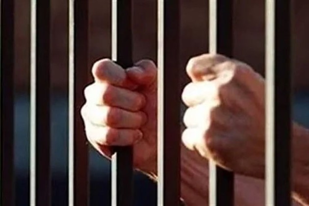 حبس شخص أصاب عاملا بطعنة في مدينة بدر