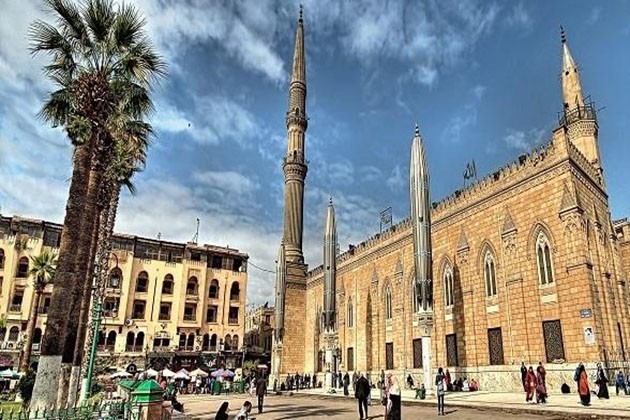 حقيقة إسناد إدارة مسجد سيدنا الحسين لجهة خاصة
