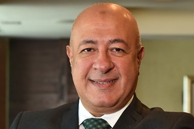 أبو الفتوح: البنك الأهلي المصري حريص على توفير الفرص التمويلية للمشروعات الزراعية