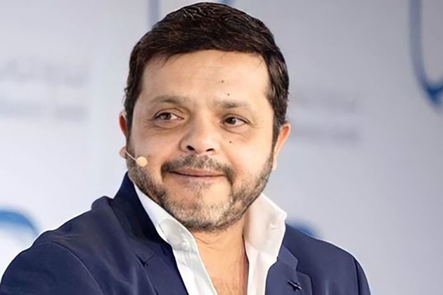 محمد هنيدي يعلق على مشهد محمد صلاح ومؤمن زكريا