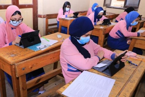 اليوم.. طلاب أولى ثانوي يؤدون امتحان اللغة الثانية والتاريخ
