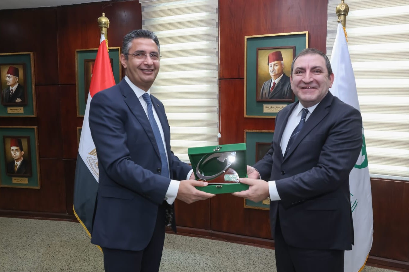 فاروق: البريد المصري حريص على فتح آفاق التعاون مع جميع الدول