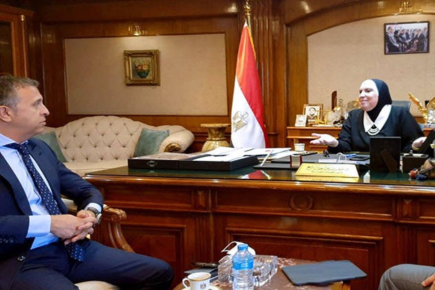 وزيرة التجارة: سعي الشركات العالمية للاستثمار بالسوق المصري يعكس نجاح الحكومة في تهيئة مناخ الأعمال