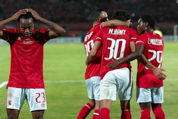 الأهلى يتجه إلى المغرب لمواجهة الوداد في نهائى أفريقيا