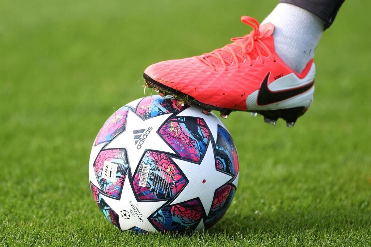 مواعيد المباريات الأهم بمختلف ملاعب العالم اليوم الخميس