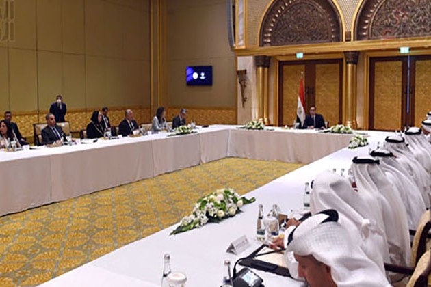 رئيس الوزراء: الظروف الراهنة تُحتم علينا ضرورة تعظيم فرص التعاون بين دولنا العربية