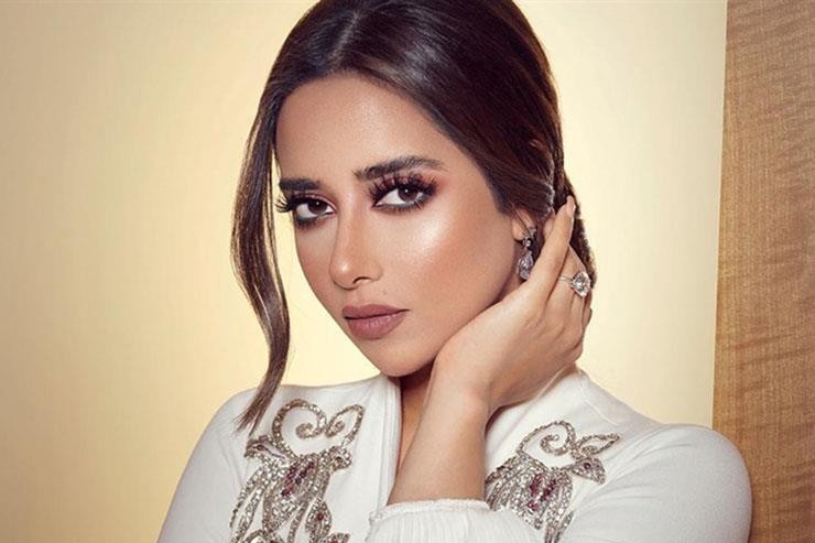 شاهد..بلقيس فتحى تتألق بالأسود