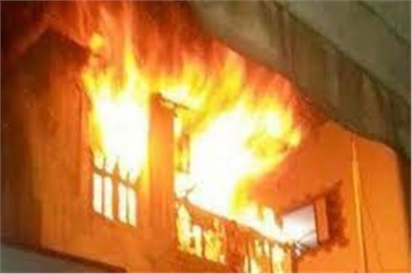 إخماد حريق داخل شقة سكنية في البدرشين