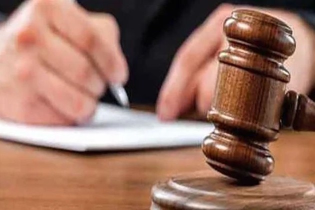 اليوم.. أولى جلسات محاكمة المتهمة بقتل الطفلة ساندي