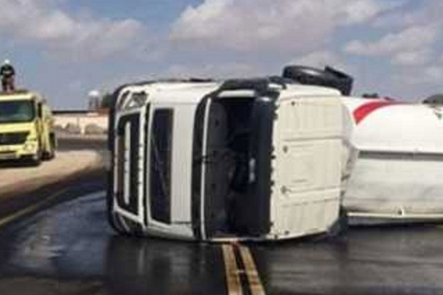 الاستعلام عن الحالة الصحية لـ 5 أشخاص أُصيبوا في انقلاب سيارة مواد بترولية بروض الفرج