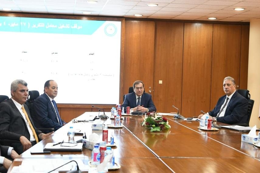 وزير البترول يتابع منظومة تأمين امدادات الوقود وتوافرها محلياً