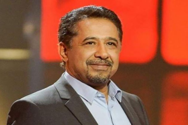 الشاب خالد يوجه الشكر لجميع من شارك في عزاء والدته