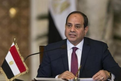 شاهد .. مراسم استقبال السيسي لرئيس مجلس القيادة الرئاسي بالجمهورية اليمنية