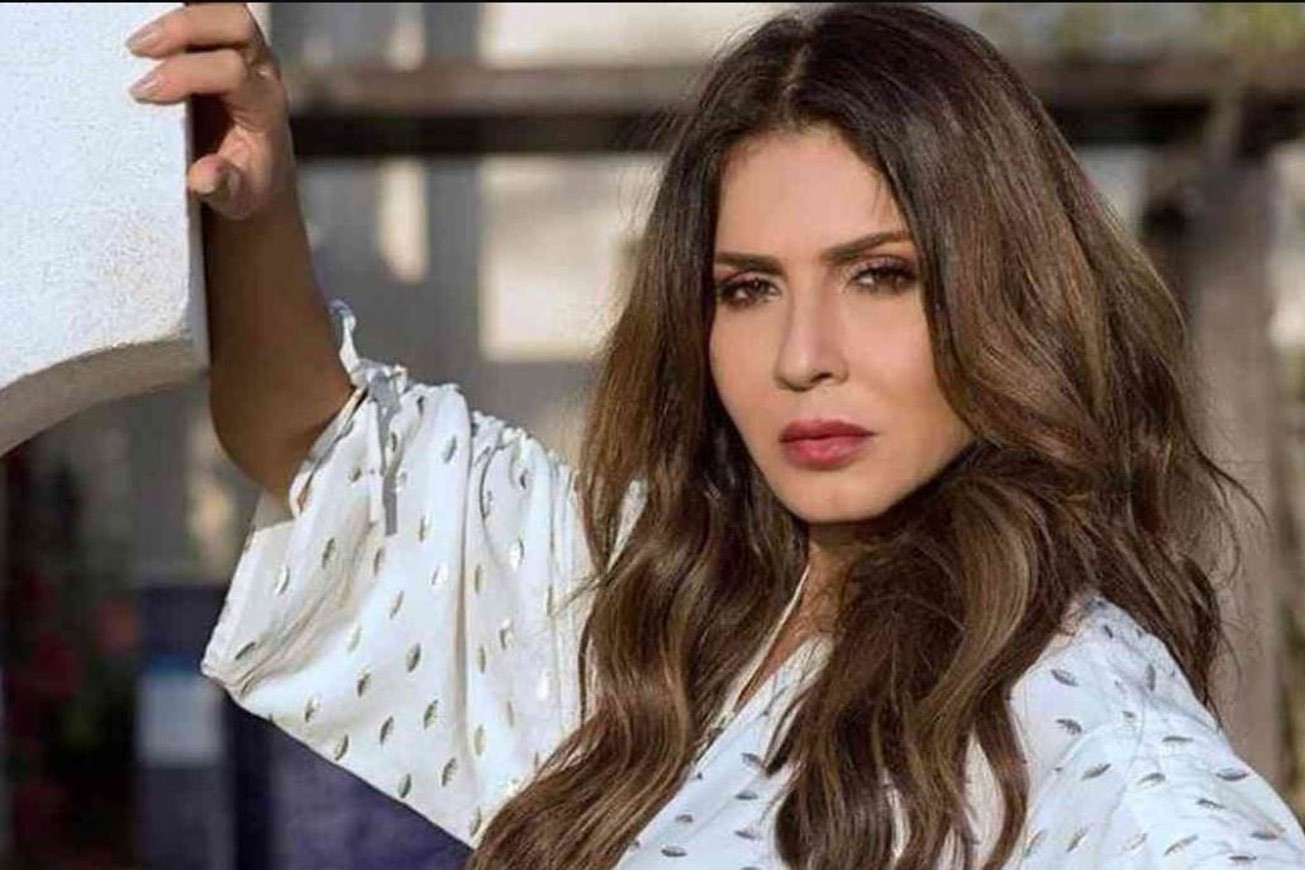 رفض إقامتها بسبب عدم وجود زوجها.. القصة الكاملة لأزمة نجلاء بدر مع فندق شهير في العلمين