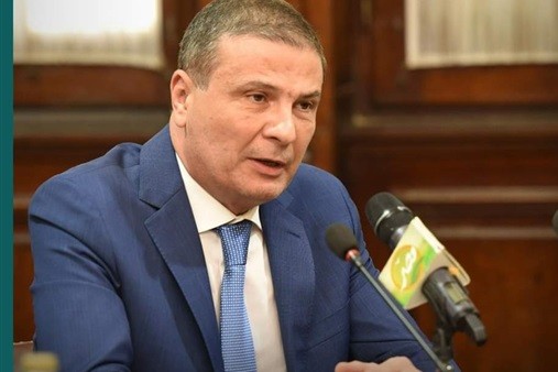 علاء فاروق: فتح اعتمادات مستندية لـ