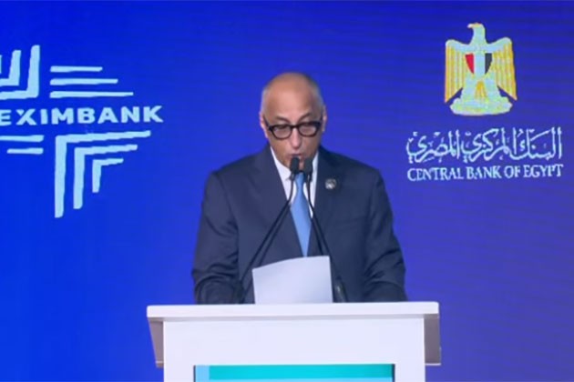 محافظ البنك المركزي:قادرون على تجاوز الأزمة العالمية الراهنة بفضل ايجابيات برامج الإصلاح والسياسات الرشيد