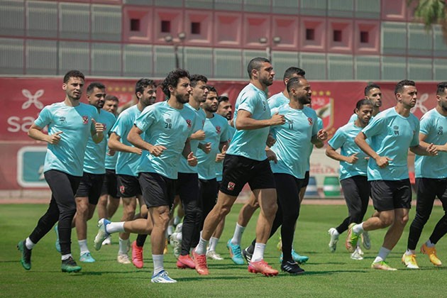 الأهلي يختتم تدريباته استعدادًا لمواجهة غزل المحلة