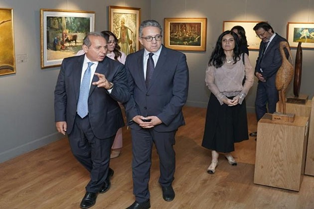 البنك الأهلي المصري يحتفل بأفتتاح معرض مقتنياته ويعلن عن الفائزين في المسابقة الفنية لرسم البورتريه