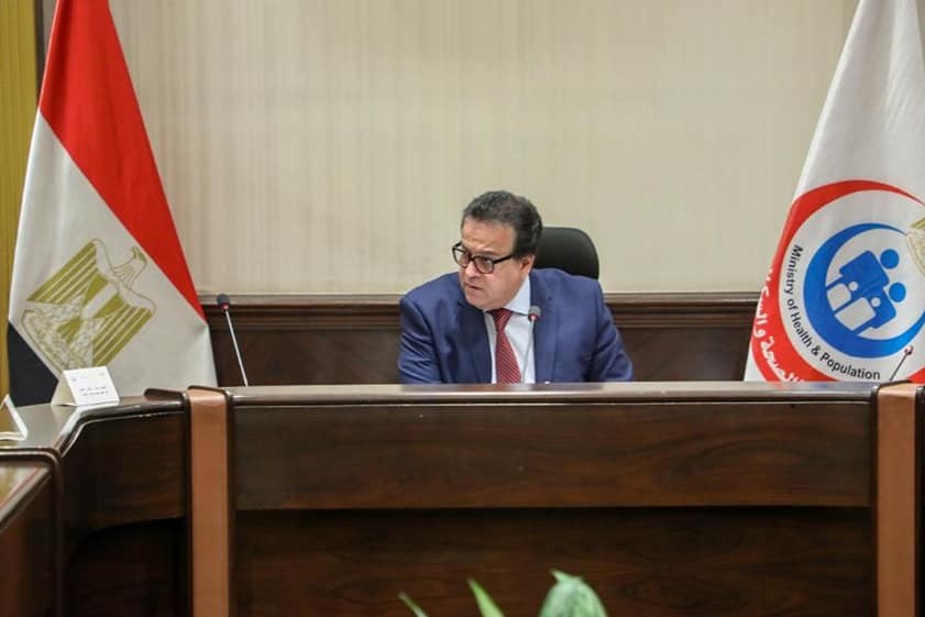 وزير التعليم العالي يتابع مشروع ميكنة منظومة التأمين الصحي الشامل