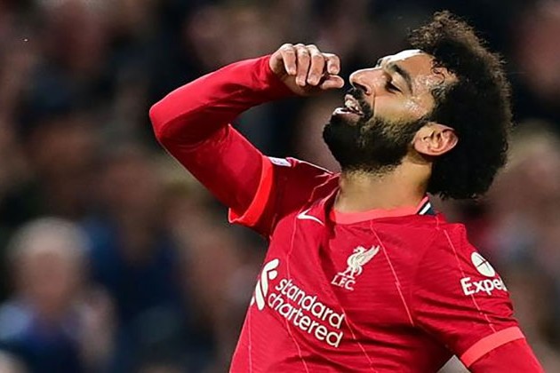 فاولر: محمد صلاح لن يكسر سقف رواتب اللاعبين في ليفربول