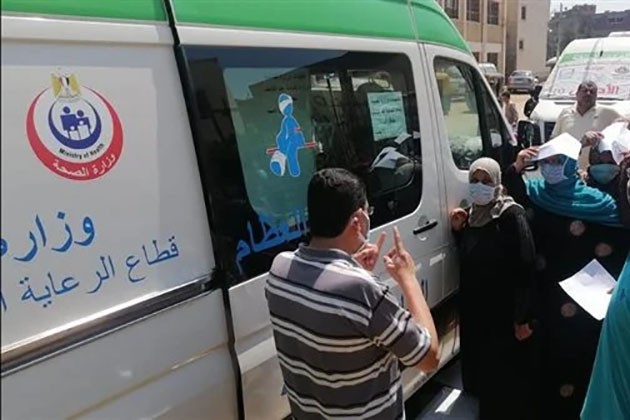 الصحة تطلق 6 قوافل طبية ضمن مبادرة حياة كريمة