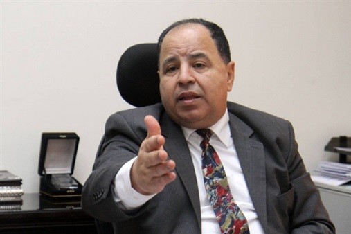 منها أسلحة وذخيرة وخمور.. المالية: إحباط 1600 عملية تهريب خلال مايو الماضى