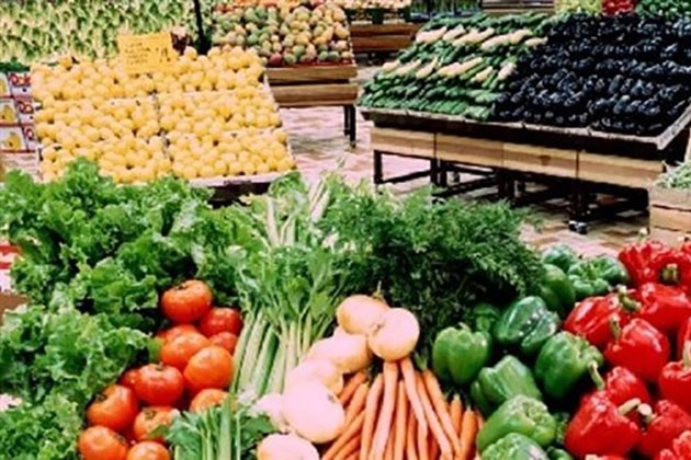 أسعار الخضراوات والفاكهة بالأسواق اليوم