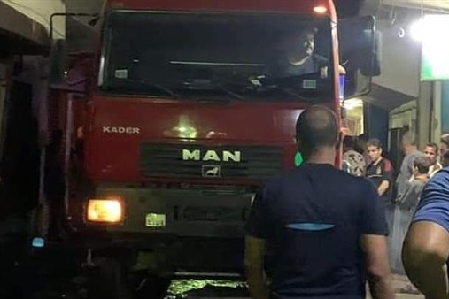 إخماد حريق مطعم مأكولات بشارع البحر الأعظم في الجيزة