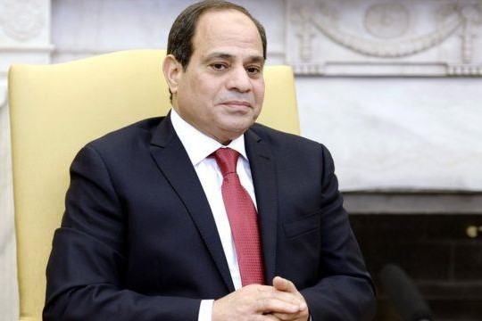 شاهد .. السيسي: لدينا نخبة من أفضل الإعلاميين لإيصال الصورة الكاملة