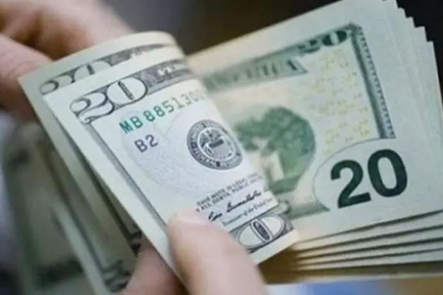 أسعار صرف الدولار الأمريكي اليوم الأربعاء