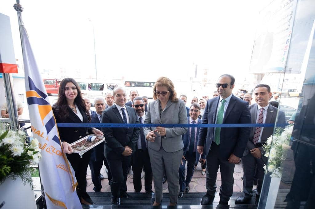 بنك التنمية الصناعية IDB يفتتح أحدث فروعه بستانلى بالاسكندرية