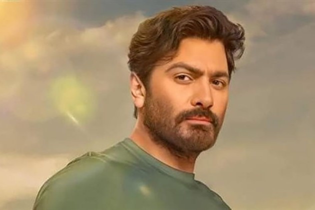 تامر حسني يروج لفيلم بحبك