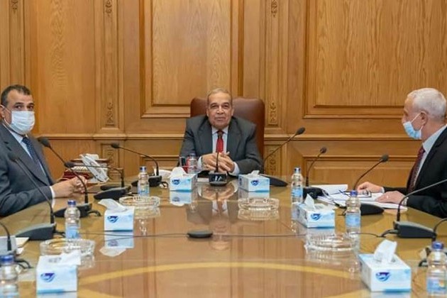 وزير الإنتاج الحربي يلتقي ممثلي