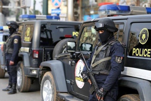مصرع 3 أشخاص وإصابة 2 آخرين في مشاجرة بالأسلحة البيضاء بين عائلتين بأسيوط