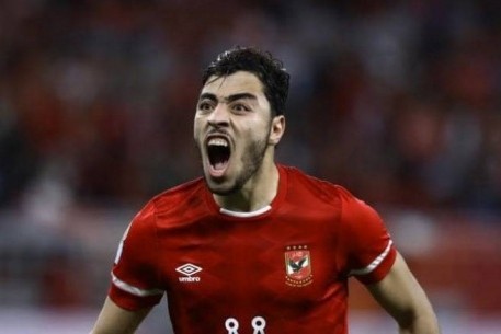 موعد عودة أكرم توفيق لتدريبات الأهلي