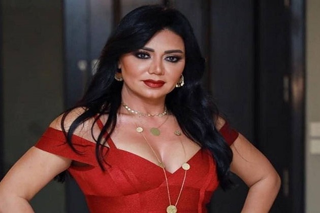رانيا يوسف تهنئ منتخب كرة اليد لفوزه بكأس الأمم الأفريقية