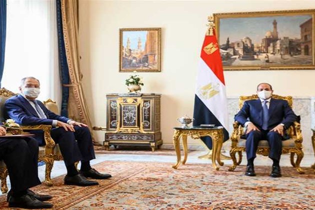 السيسي يستقبل وزير الخارجية الروسي
