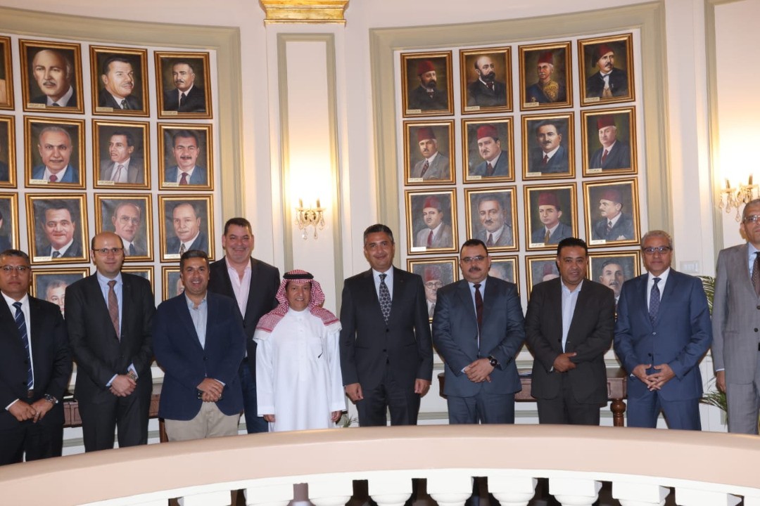 بهدف توطيد أواصر التعاون وبحث أوجه الاستثمار.. رئيس البريد المصري يستقبل الرئيس التنفيذى لشركة ناقل اكسبرس السعودية