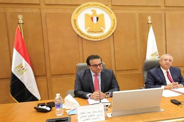 وزير التعليم العالي يرأس اجتماع مجلس الجامعات الأهلية بالعاصمة الإدارية الجديدة