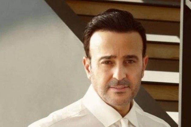 صابر الرباعى يحيى حفلا بمهرجان قرطاج