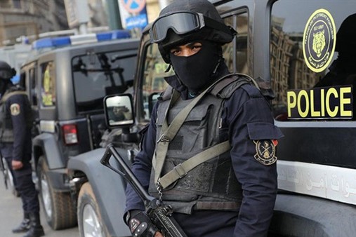 ضبط 138 متهما فى جرائم ابتزاز وتشهير عبر السوشيال ميديا