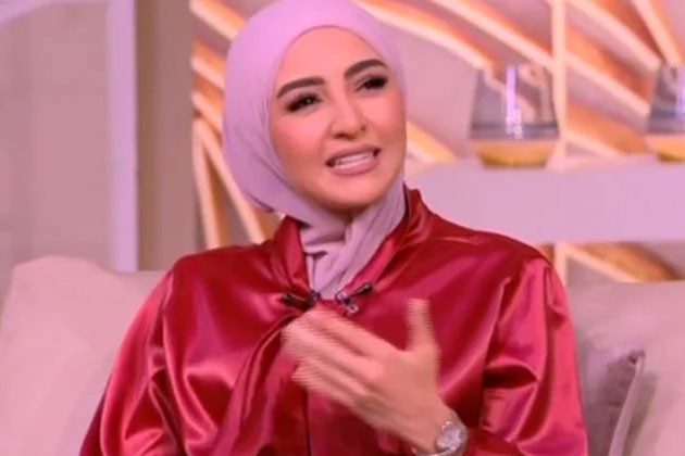 هلا رشدي تكشف تفاصيل فترة مرضها