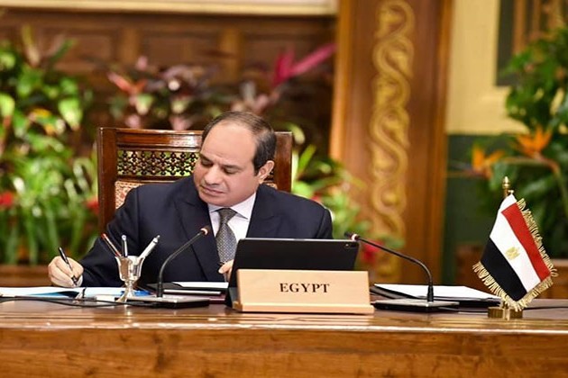 الرئيس السيسي يصدر قرارات جمهورية بتخصيص أراضٍ لإقامة تجمعات عمرانية ومحطة طاقة شمسية